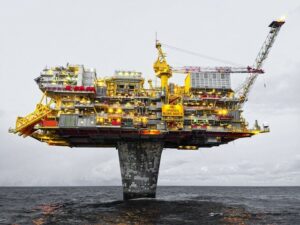 oil drilling platform